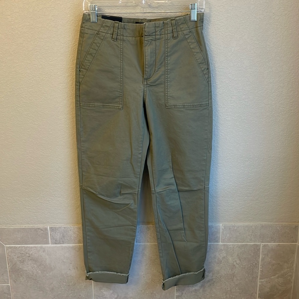 NWT Banana Republic Girlfriends Authentic Chino Pants